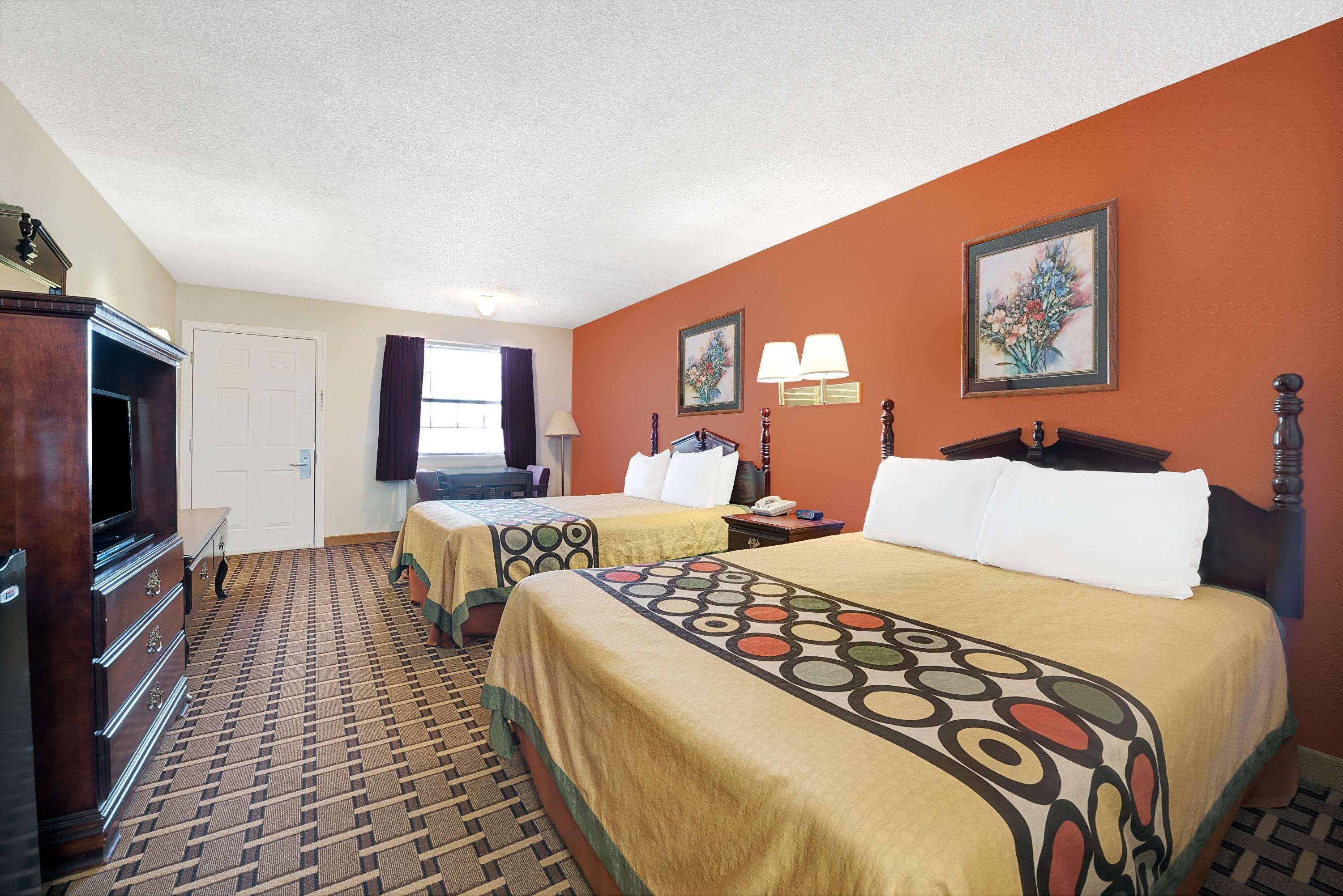 Super 8 By Wyndham Dallas South Eksteriør bilde